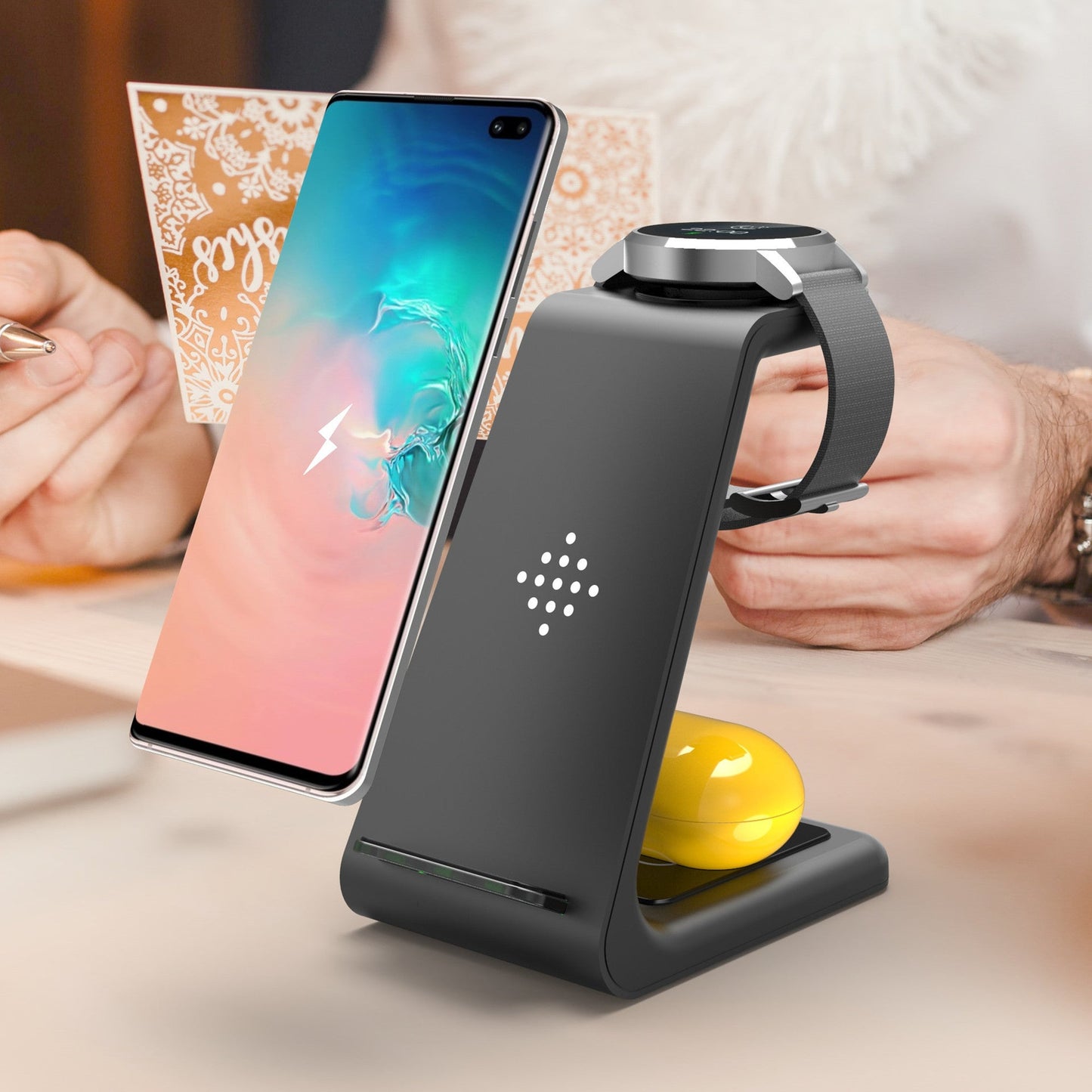 3 In 1 Fast Charging Station Wireless Charger DC-THE CEO